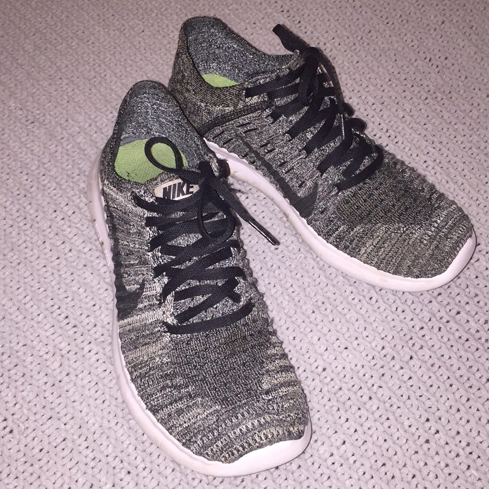 Nike Free Runs
